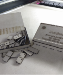 Domino con caja personalizada